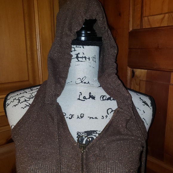💜3/$10💜Metallic brown peep back hooded jacket - Picture 3 of 5